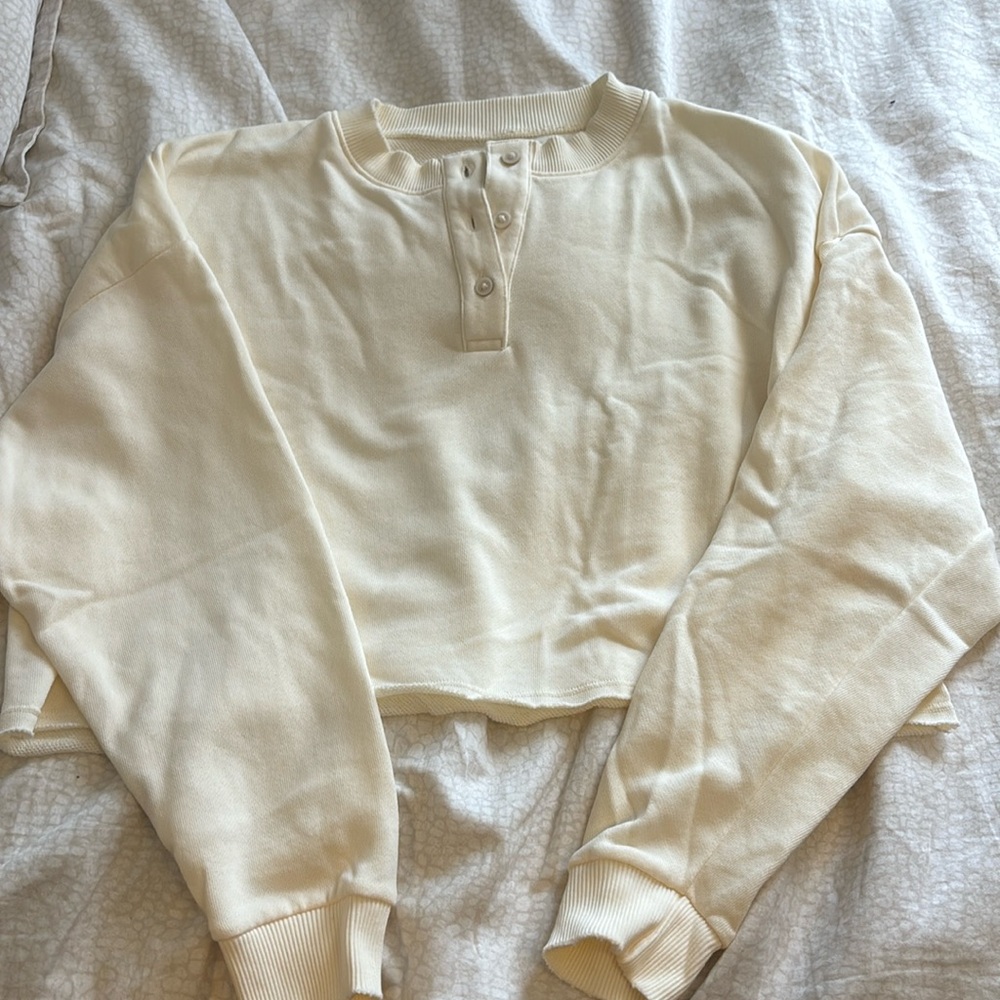 NWOT AE Henley Sweatshirt Cropped